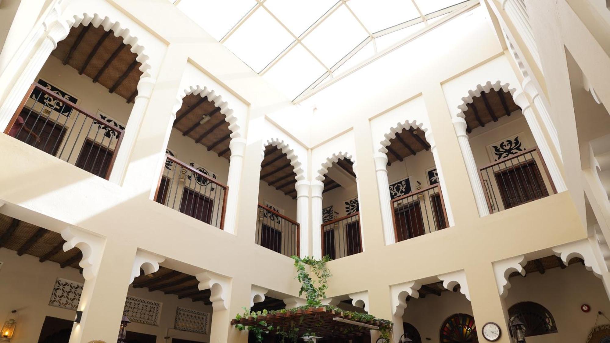 Hyba Heritage Hotel Дубай Экстерьер фото