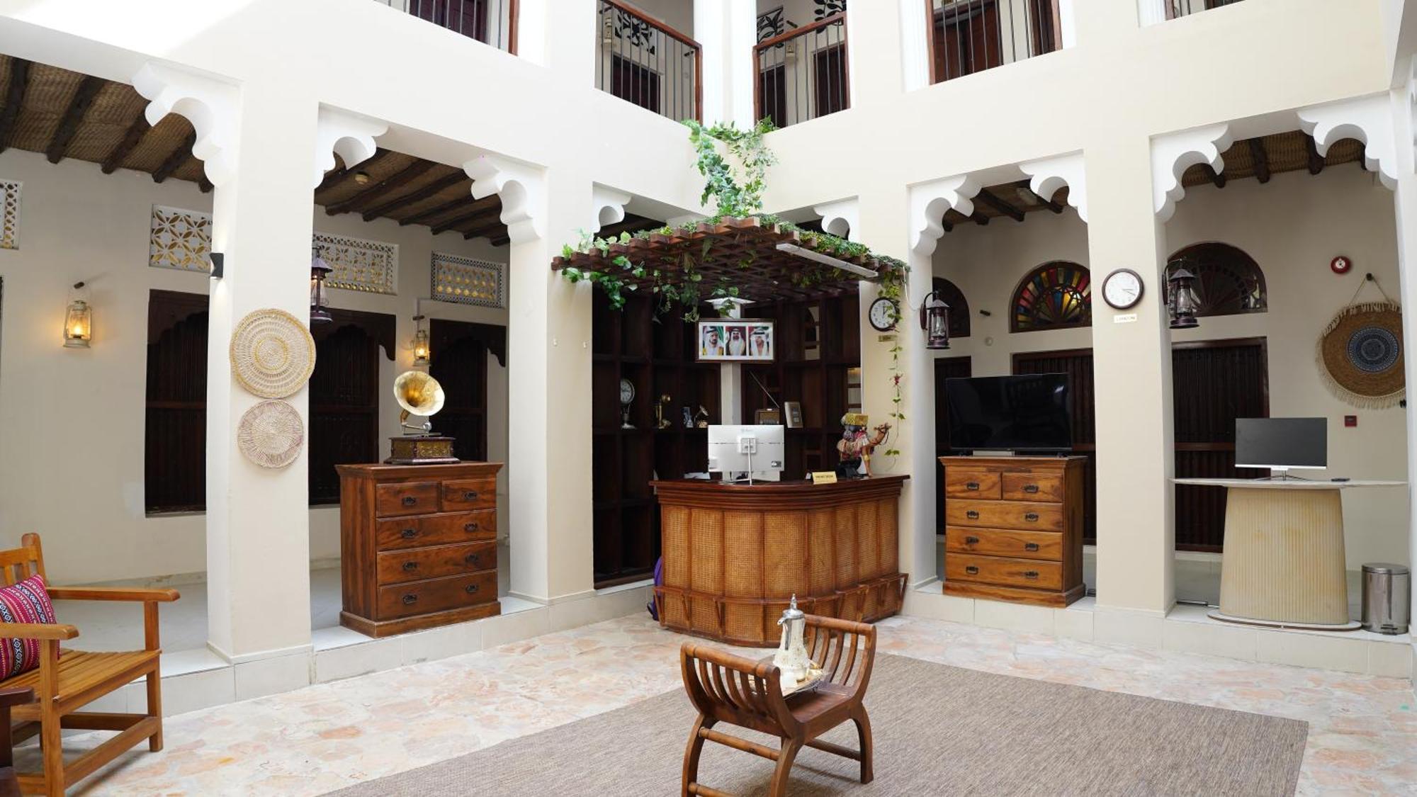 Hyba Heritage Hotel Дубай Экстерьер фото
